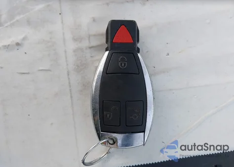 2007 Mercedes-Benz C 230 Sport z USA, uszkodzony, nr VIN WDBRF52H47A944442